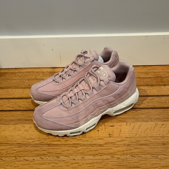 Nike Air Max 95 - Picture 2 of 4